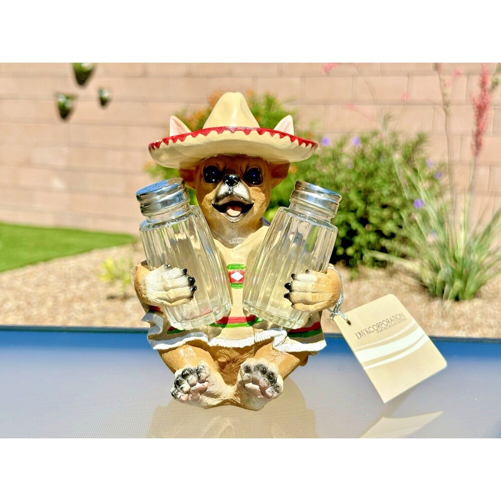 Mexican Chihuahua with Sombrero Hat and Serape Salt Pepper Shakers Holder Set